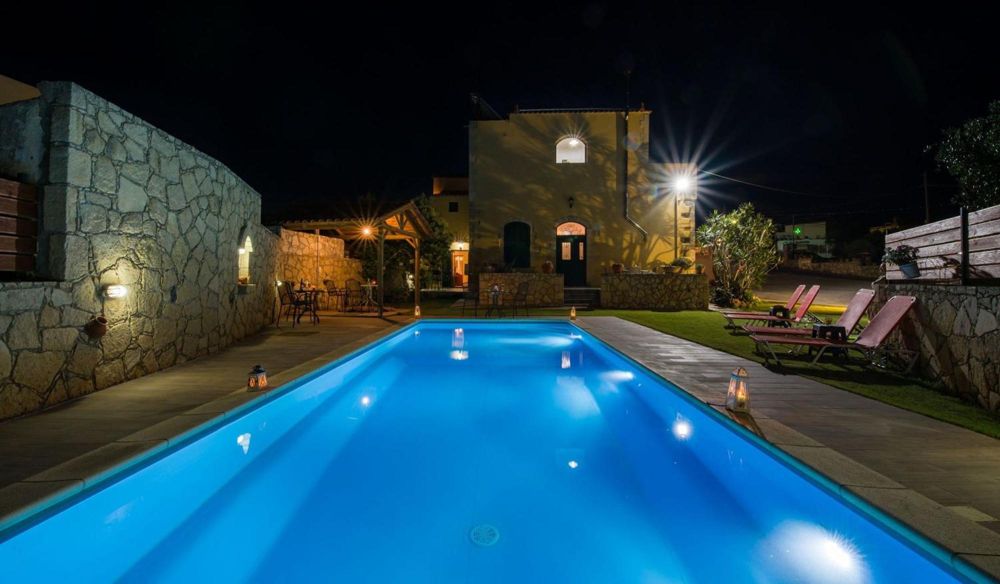 Skandalis Apartments Chorafakia Bagian luar foto