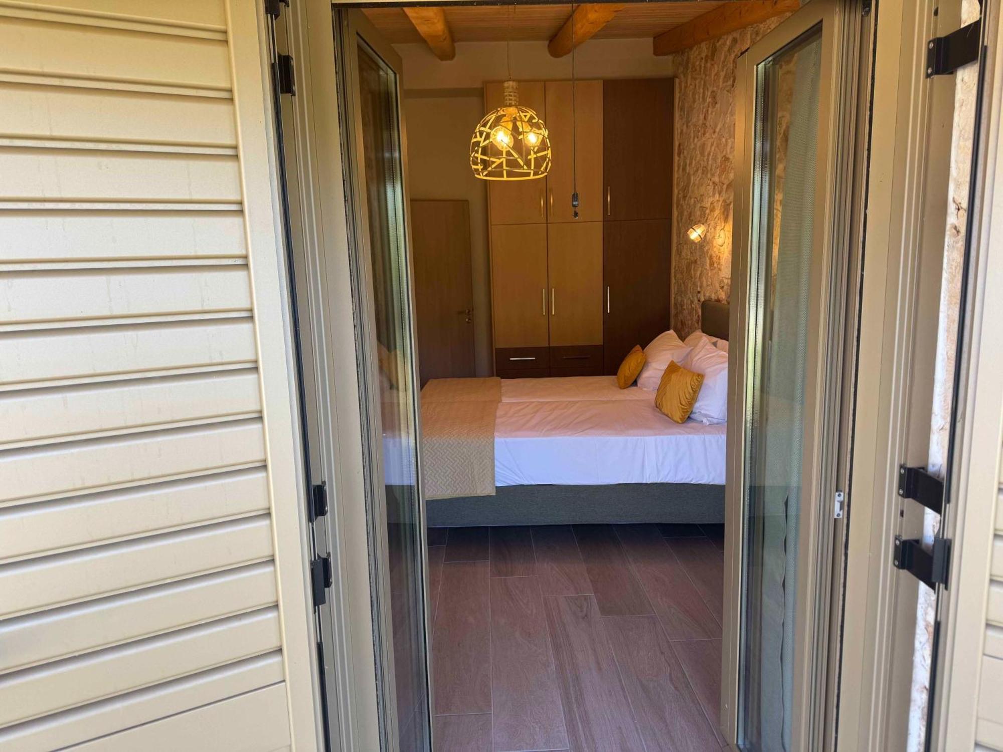 Skandalis Apartments Chorafakia Bagian luar foto